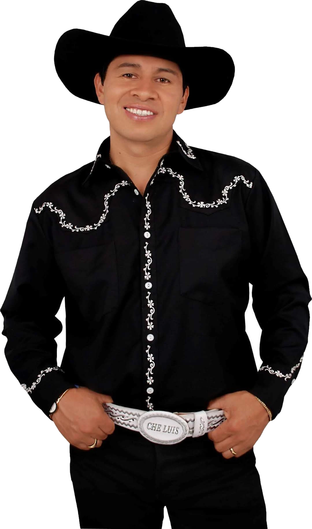 Che Luis en traje negro con sombrero, de cuerpo entero